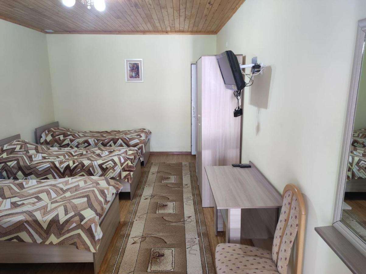 В Гостях На Иссык-Куле Hotel Cholpon-Ata Kültér fotó