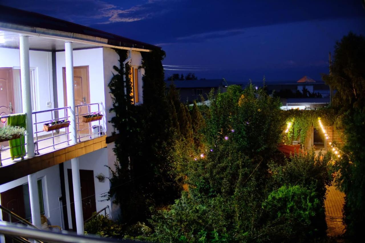 В Гостях На Иссык-Куле Hotel Cholpon-Ata Kültér fotó
